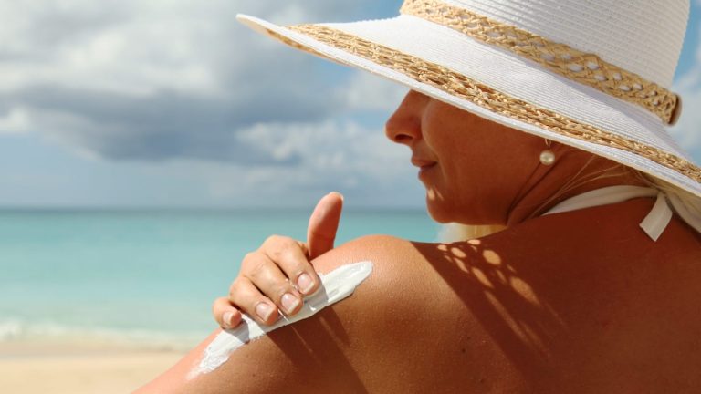 Sunscreen untuk Kulit Kering dan Kusam